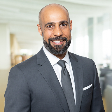 Malik Luti, Executive, Lutiya